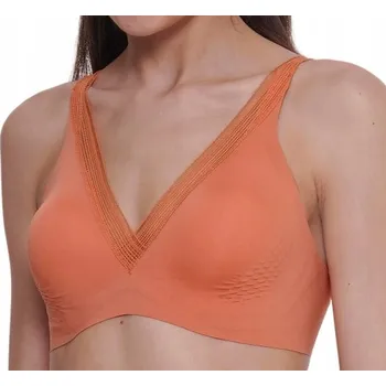 Dámské spodní prádlo Měkká DÁMSKÁ PODPRSENKA Vyztužená Sloggi Body Adapt Twist T-shirt bra L