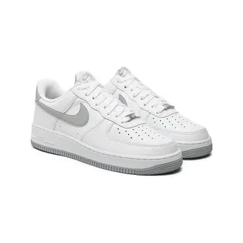 Dámské tenisky Sneakersy Nike Air Force 1 FJ4146 100 Bílá 45_5