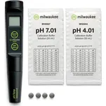 Milwaukee pH55, pH metr voděodolný, ruční (Milwaukee Martini je voděodolný digitální pH metr se zabudovaným teploměrem. Má velký dvouřádkový LCD displej, který zároveň zobrazuje naměřené hodnoty pH i teplotu zároveň. Měří pH v rozpětí -2.0 do 16 a teplotu