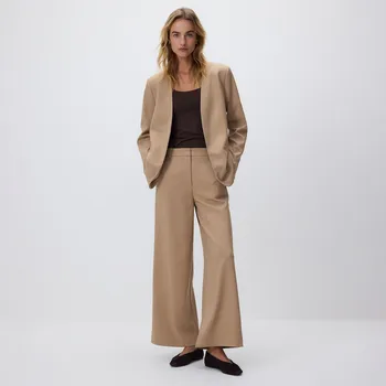 Dámské kalhoty Reserved - Kalhoty se širokými nohavicemi - béžová - 004HG-80X - 004HG-80X-S