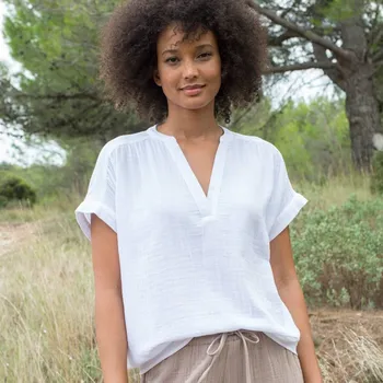 Dámská halenka Mušelínová jednobarevná halenka s tuniským výstřihem bílá 48