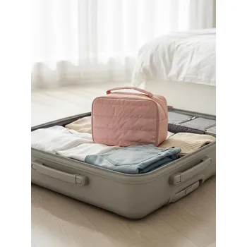 Kosmetická taška Sinsay - Prošívaná kosmetická taštička - pastelová růžová - 040HN-03X - 040HN-03X-ONE