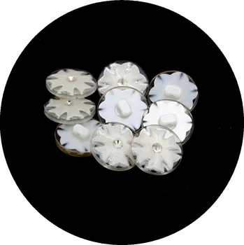 Knoflík Knoflík 25mm s očkem 10 Ks, bílý