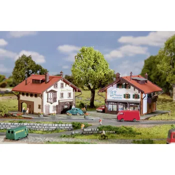 Modelová železnice Faller 232245 N Lékárna a pekařství