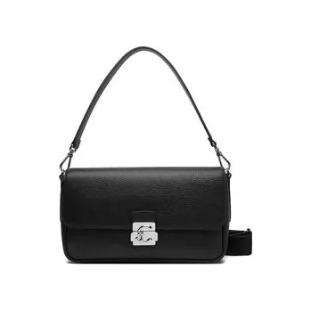 Kabelka Kabelka Coccinelle U4K Coccinelle C-Me Lock E1 U4K 12 01 02 Černá OS