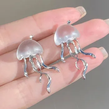 Náušnice Elegantní mini krystalové náušnice s motivem medúz | náušnice, šperk