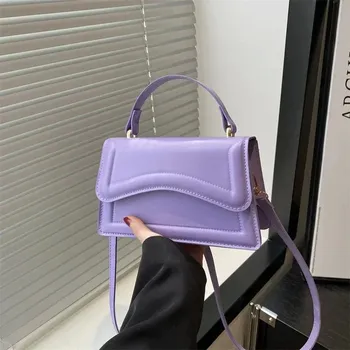 Kabelka Elegantní minimalistická crossbody taška | dámská kabelka - FIALOVÁ