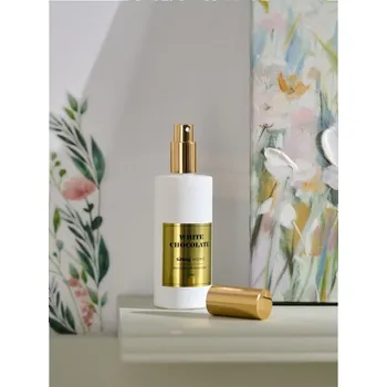 Vůně do auta Sinsay - Parfémovaný osvěžovač vzduchu White Chocolate - bílá - 907IE-00X - 907IE-00X-ONE