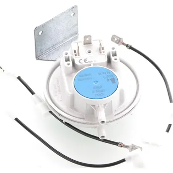 Příslušenství ke kotli ROBUR manostat tlaku vzduchu HUBA