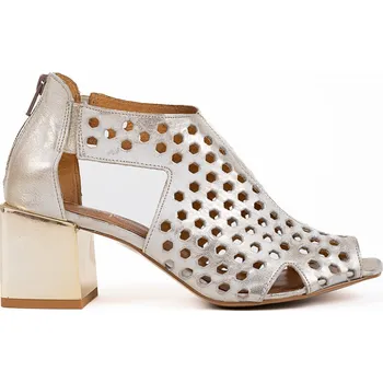 Dámské sandále Maciejka Dámské metalické sandály na zlatém podpatku Velikost: 40