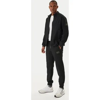 EA7 Emporio Armani Bunda pro přechodné období 7M001342 AF16659 Černá Regular Fit M