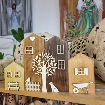 Dřevěné domečky - vesnička s pejskem - 4ks