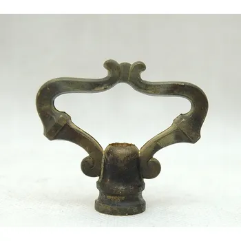 Věšák Ozdobný mosazný věšák / držák - mosazný prvek pro lampy