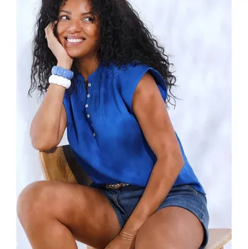 Dámská halenka Jednobarevná halenka s mao límečkem modrá 36