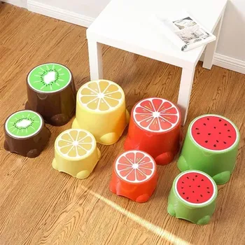 Stolička Protiskluzová dětská stolička – malá kiwi