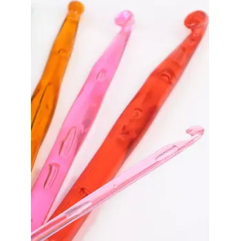 Nástroj na niť a příze Sada 22 háčků na háčkování v praktickém pouzdře