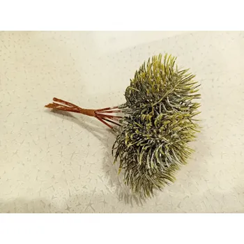 DEKORACE - VĚTVIČKA umělé jehličí 17 cm