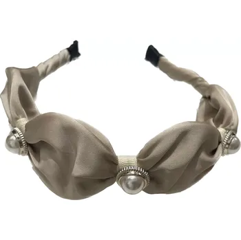 Čelenka Čelenka s řasením a perlami Bling – béžová