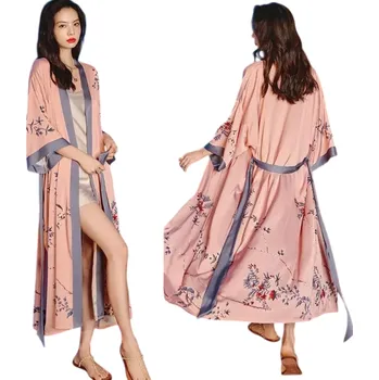 Dámský župan Dámský župan univerzální velikost Růžová barva S květinovým motivem Zavazování kolem pasu Lehký župan z umělého hedvábí a polyesteru Elegantní domácí župan
