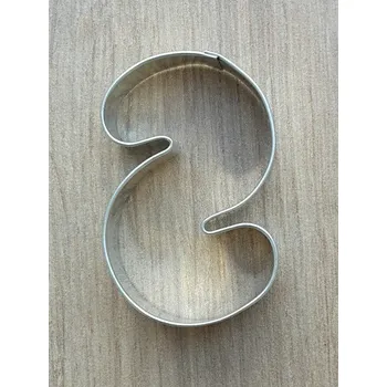 Vykrajovátko Vykrajovátko tvar esíčko