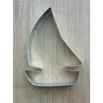 Vykrajovátko Vykrajovátko tvar plachetnice