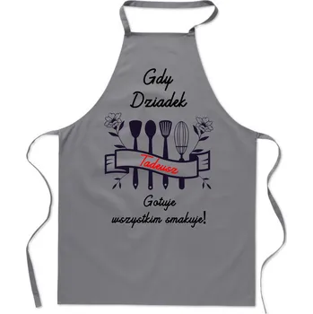 Kuchyňská zástěra Kuchyňská zástěra Když děda (jméno) vaří, všem chutná Dárek
