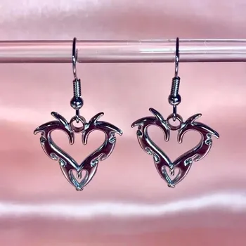 Náušnice Gotický punkové kruhy s motivem srdce | náušnice šperk - 02