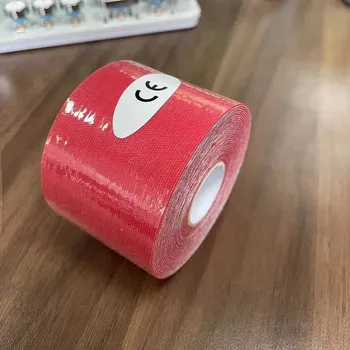 Tejpovací páska Voděodolná sportovní tejpovací páska | tejpování - Červený , 2,5 cm x 5 m