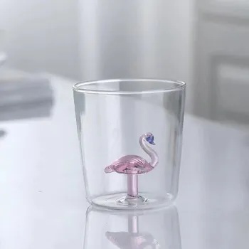 Sklenice 3D skleněná sklenice 200 ml 8,5 x 8 cm s motivem plameňáka Originální dekorativní sklenice na nápoje pro každodenní použití