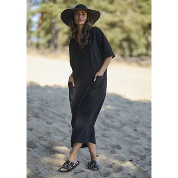 Dámské šaty Volné dlouhé šaty s kapsami NU473 Barva: Černá, Velikost: S/M