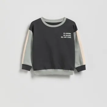 Dětská móda Reserved - Bavlněné tričko s dlouhými rukávy - tmavě šedá - 002HS-90X - 002HS-90X-86