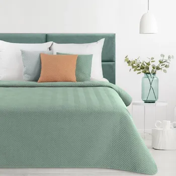 Přehoz na lůžko Jednobarevný přehoz s prošívaným geometrickým vzorem - mátově zelená Šířka: 220 cm | Délka: 240 cm