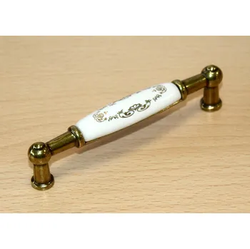 Nábytkové kování 91465 úchytka rozteč 96mm staromos.-porcelán. MLK7 (Nábytková úchytka s roztečí 96 mm. Praktický doplněk do interiéru.)