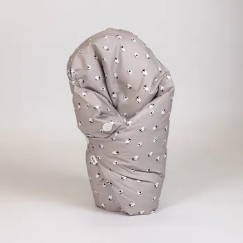 Zavinovačka Tulimese Péřová zavinovačka ovečky béžové VELIKOST ZAVINOVAČKY: VELIKOST 80X80 CM, VARIANTY PROVEDENÍ: ZAPÍNÁNÍ NA KNOFLÍKY