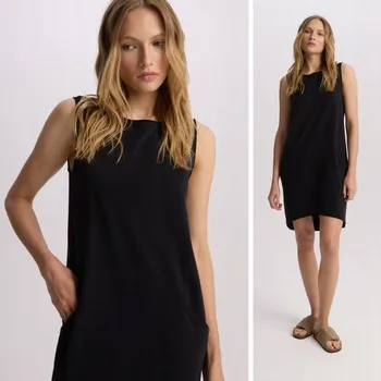 Dámské šaty Diverse šaty pro každodenní nošení, pletená před kolenem, velikost XS