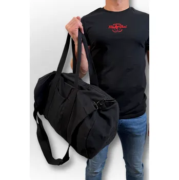 Triangel Taška Fitness MTO s černým logem Barva: Černá