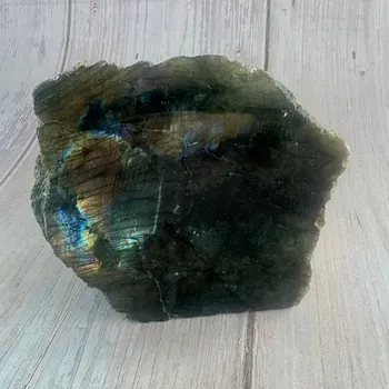 Labradorit polobroušený Madagaskar P4-4 cca 9,8 x 10,9 g, 931 g