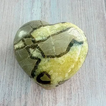 Septárie leštěná Madagaskar Srdce P6-17 cca 7,2 x 6 cm, 214 g