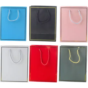 Dárková taška Dárková taška se zlatým rámečkem 23 × 18 × 10 cm