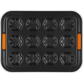 Nádobí Le Creuset, Forma na 12 muffinů Le Creuset, se vzorem sněhové vločky - Formadore