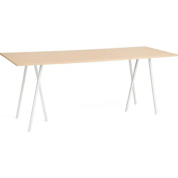 Jídelní stůl Hay, Stůl Loop Stand vysoký zesílená lakovaná dubová deska stolu bílé nohy 250 cm - Formadore