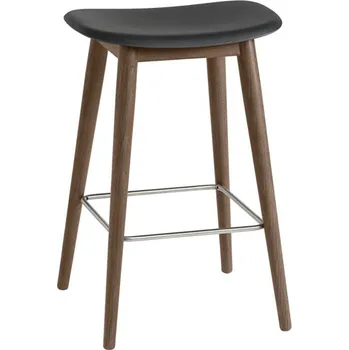 Úložný box Muuto, Židlička Fiber na tmavých dřevěných nožkách 65 cm černá - Formadore