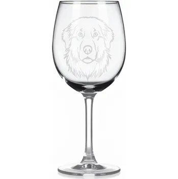 Sklenice Sklenice na víno s gravírovaným motivem – Slovenský čuvač