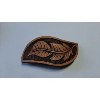 Kožená sponka do vlasů - pírko (originální ruční výrobek ze Slovácka)