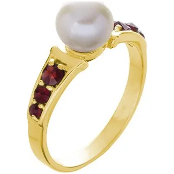 Prsten Stříbrný prsten s českým granátem a perlou, zlacený Velikost: 54