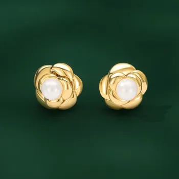 Náušnice JAY Elegantní květinové náušnice s perlou Viviane - stříbrné zapínání JAY-0210-GY2093508 Zlatá Bílá