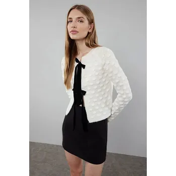 Dámský svetr trendyol Creme 3322316 S