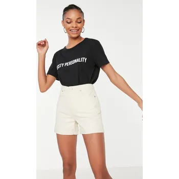 Kraťasy trendyol Creme 2715835 34