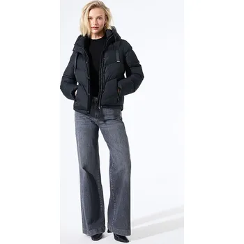 Dámská vesta Bunda Garcia Schwarz 5895844 XL