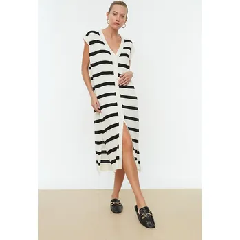 Dámské šaty Šaty trendyol Creme/ Schwarz 5627585 S